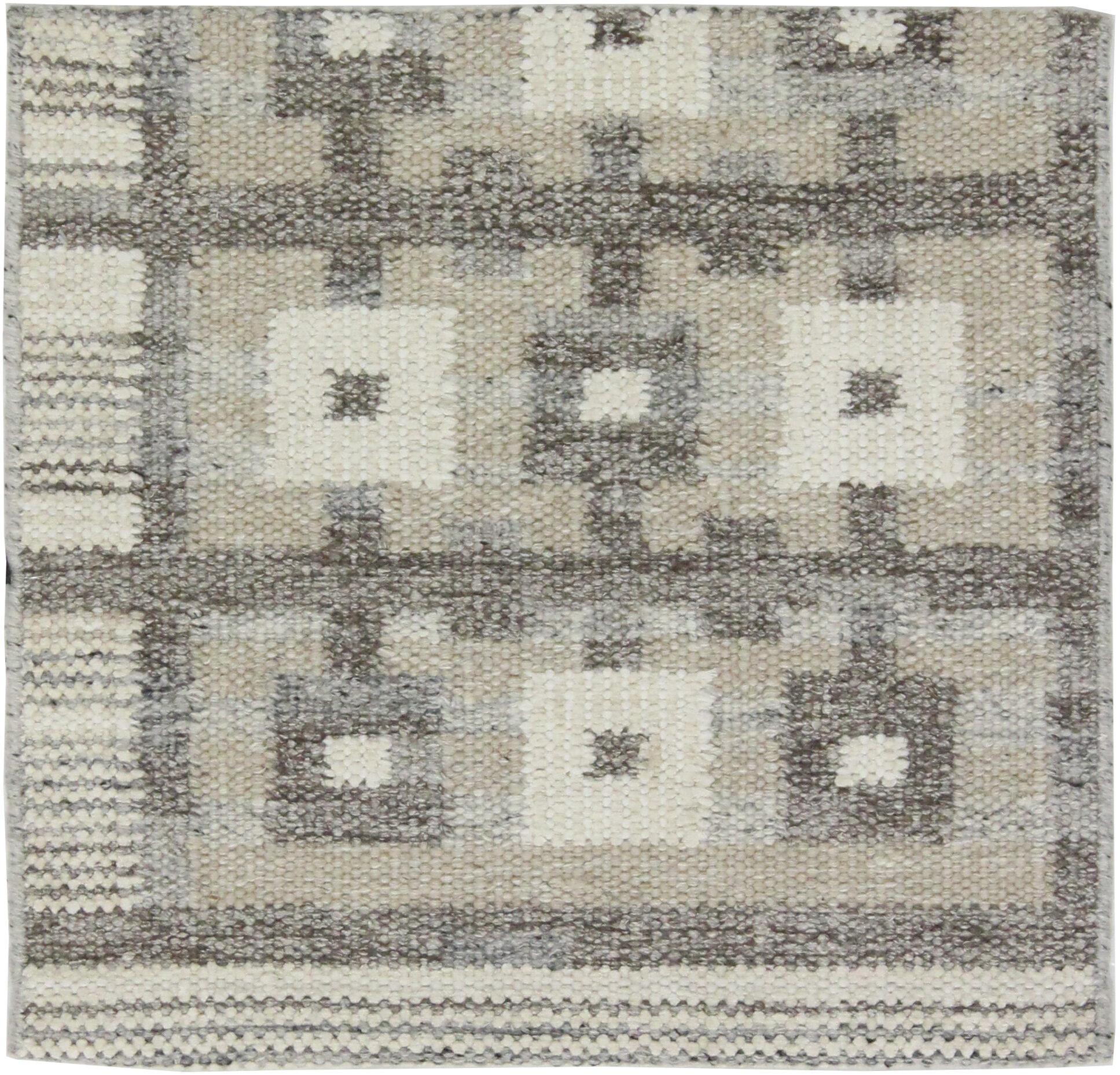 Zoom Image